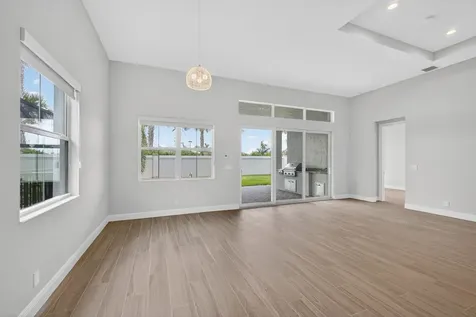 9901 Regency Way Palm Beach Gardens FL 33412