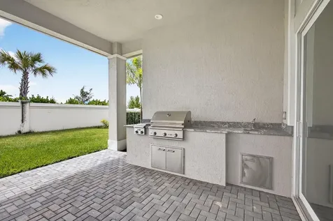 9901 Regency Way Palm Beach Gardens FL 33412
