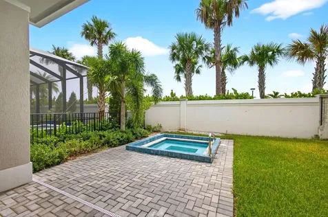 9901 Regency Way Palm Beach Gardens FL 33412