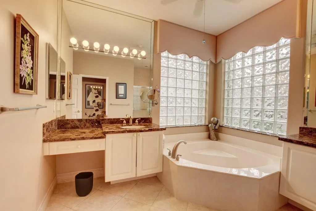 7090 Prado Lake Drive Delray Beach FL 33446