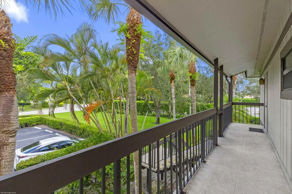 13334 Polo Club Road Wellington FL 33414
