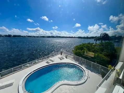 301 Croton Avenue Lantana FL 33462