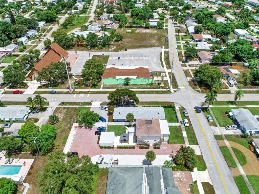 305 Cypress Drive E Lake Park FL 33403