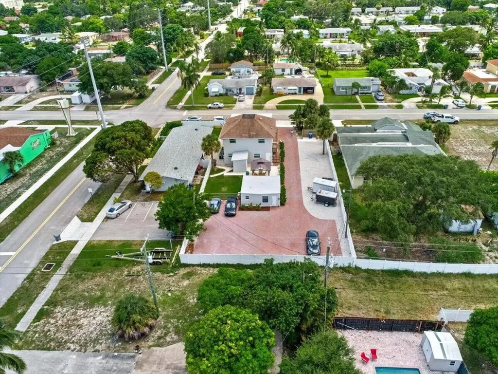 305 Cypress Drive E Lake Park FL 33403