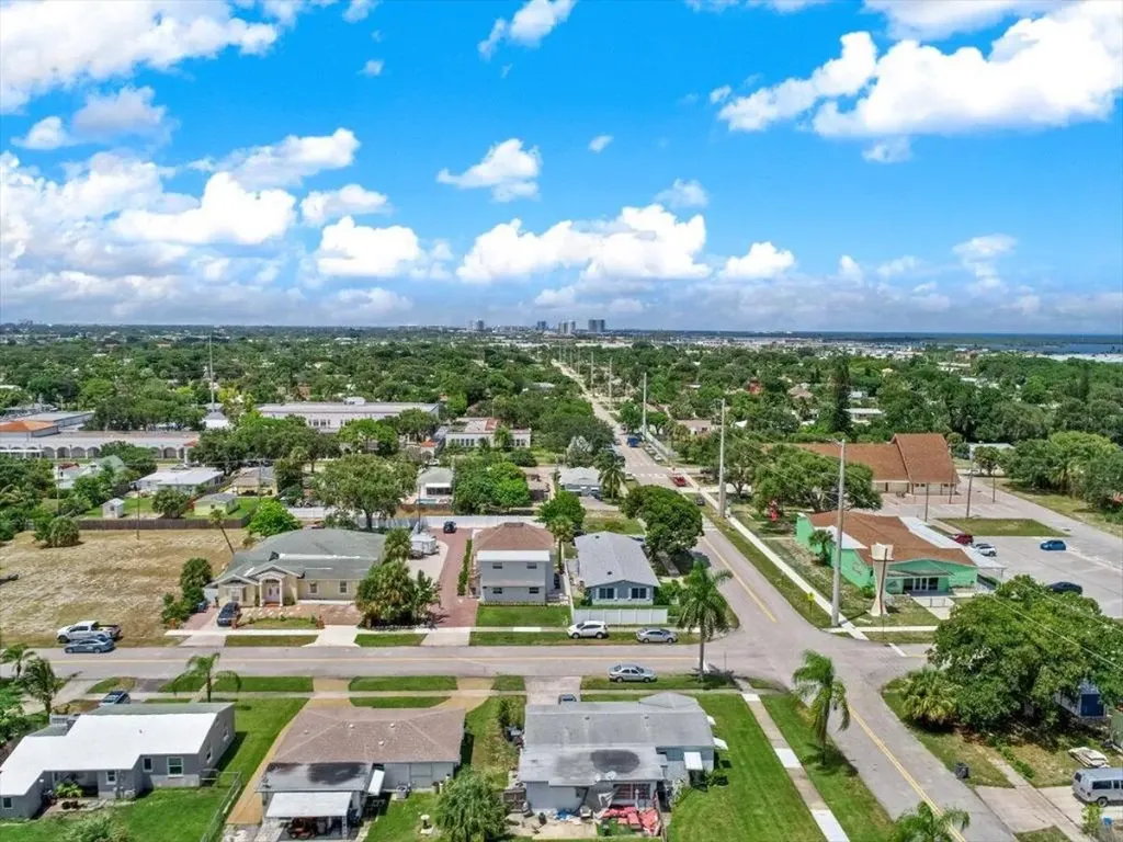 305 Cypress Drive E Lake Park FL 33403