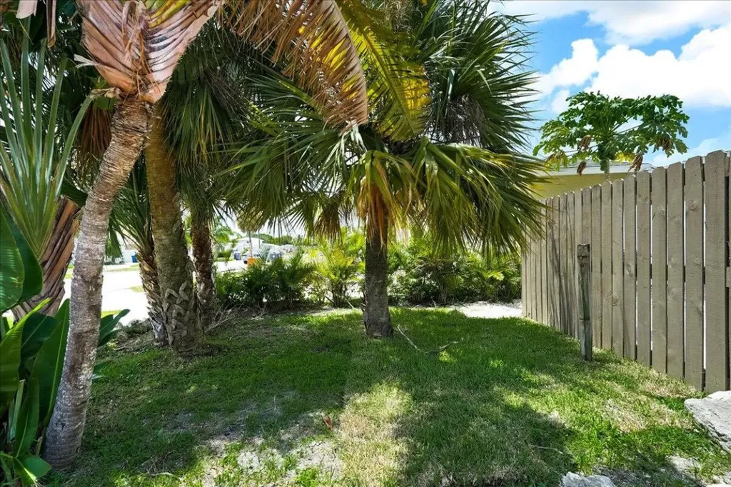 305 Cypress Drive E Lake Park FL 33403