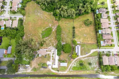 8990 Willow Sound Drive W Lake Worth FL 33467