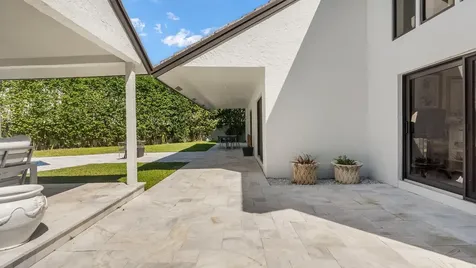 501 Sandpiper Way Boca Raton FL 33431