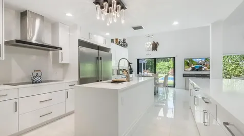 501 Sandpiper Way Boca Raton FL 33431