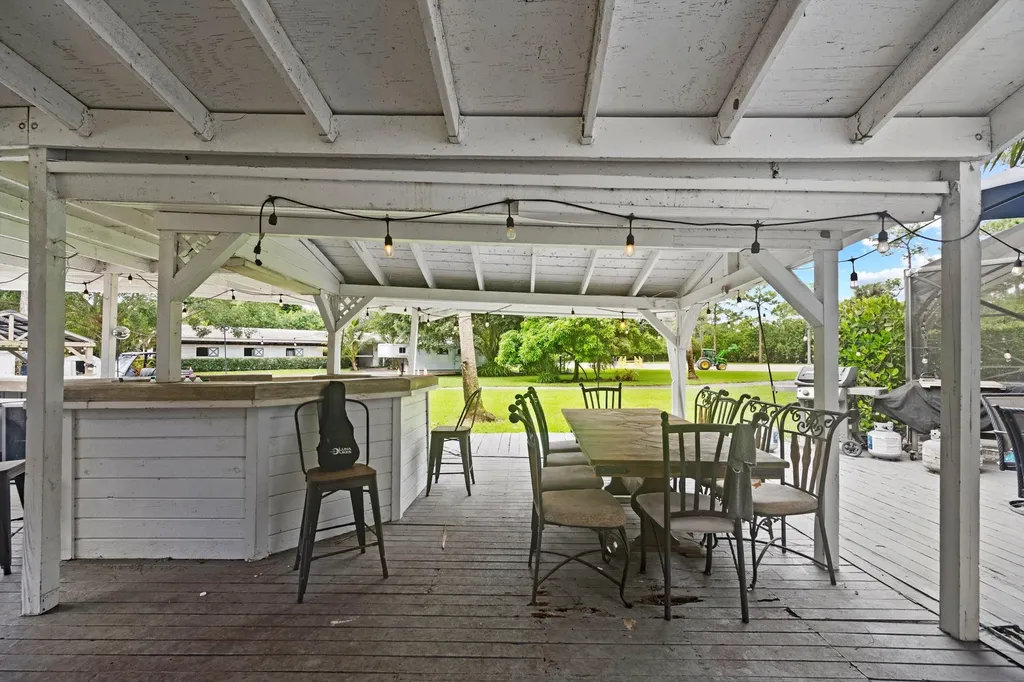 2915 Doe Trail The Acreage FL 33470