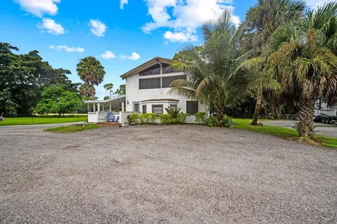 2915 Doe Trail The Acreage FL 33470
