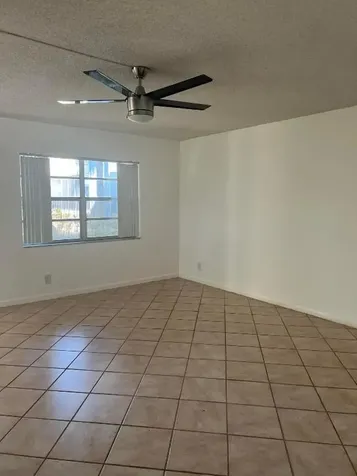 886 Flanders S Delray Beach FL 33484