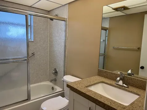 886 Flanders S Delray Beach FL 33484
