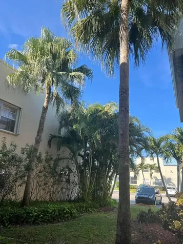 886 Flanders S Delray Beach FL 33484