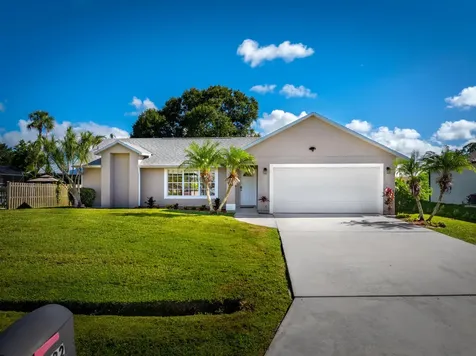 1232 SW Wellington Avenue Port St Lucie FL 34953