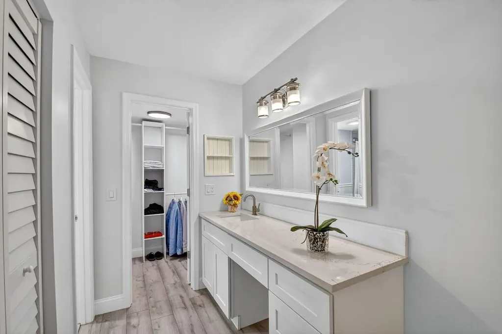 2411 Papaya Drive Delray Beach FL 33445
