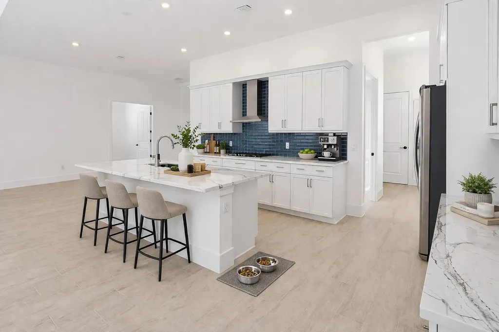 2301 SE Canopy Cove Lane Port St Lucie FL 34984