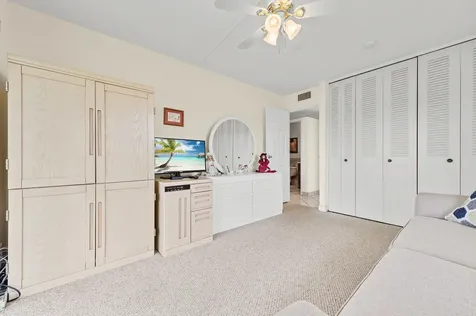 20 Waterford A Delray Beach FL 33446