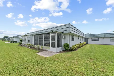 20 Waterford A Delray Beach FL 33446