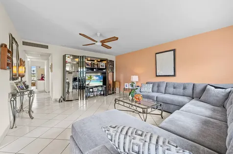 20 Waterford A Delray Beach FL 33446