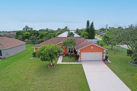 1298 SW Patricia Avenue Port St Lucie FL 34953