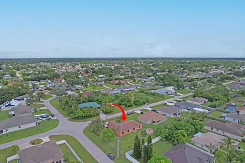 1298 SW Patricia Avenue Port St Lucie FL 34953