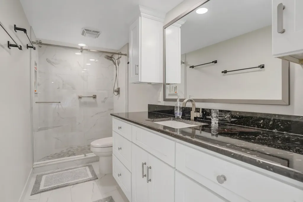 825 Center Street Jupiter FL 33458