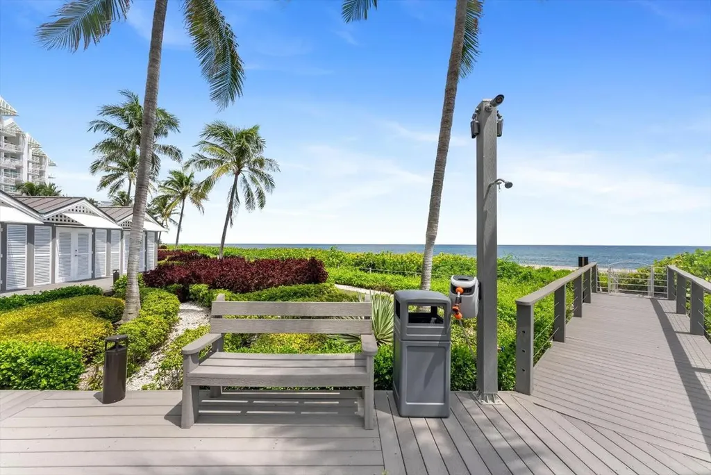 800 S Ocean Boulevard Boca Raton FL 33432