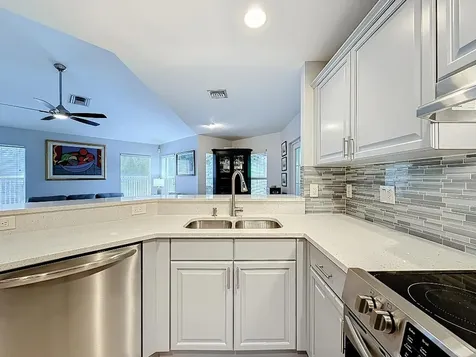14 Lawrence Lake Drive Boynton Beach FL 33436