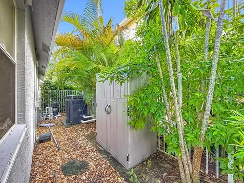 14 Lawrence Lake Drive Boynton Beach FL 33436