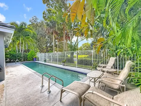 14 Lawrence Lake Drive Boynton Beach FL 33436