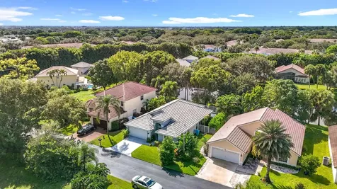 14 Lawrence Lake Drive Boynton Beach FL 33436