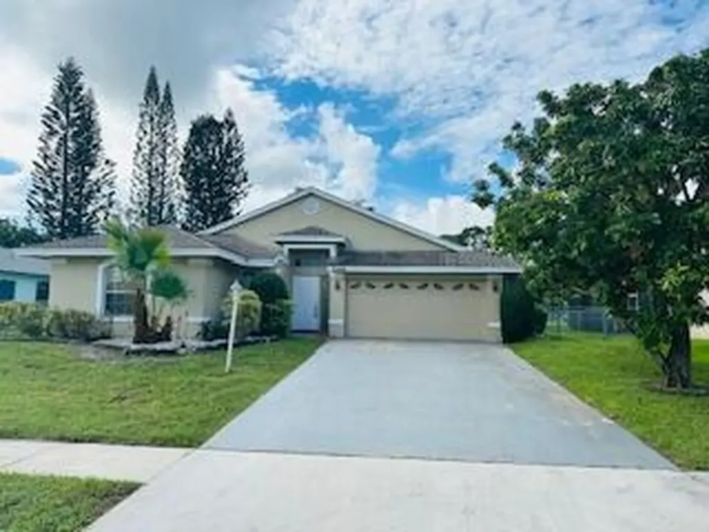 2549 Canterbury Drive N Riviera Beach FL 33407