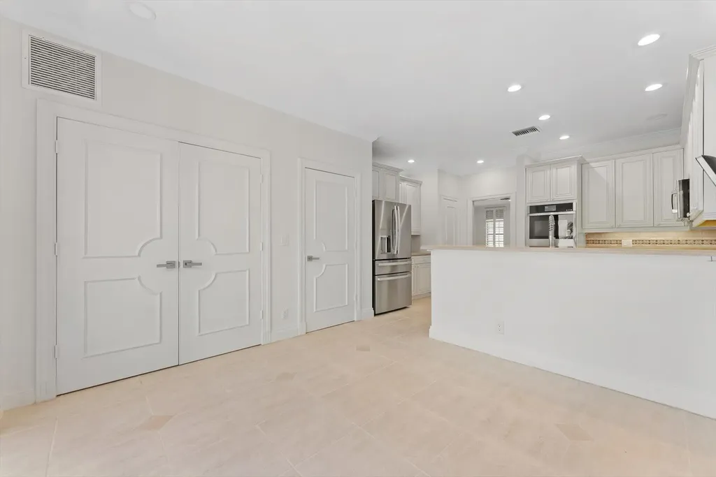 5841 N Ocean Boulevard Ocean Ridge FL 33435