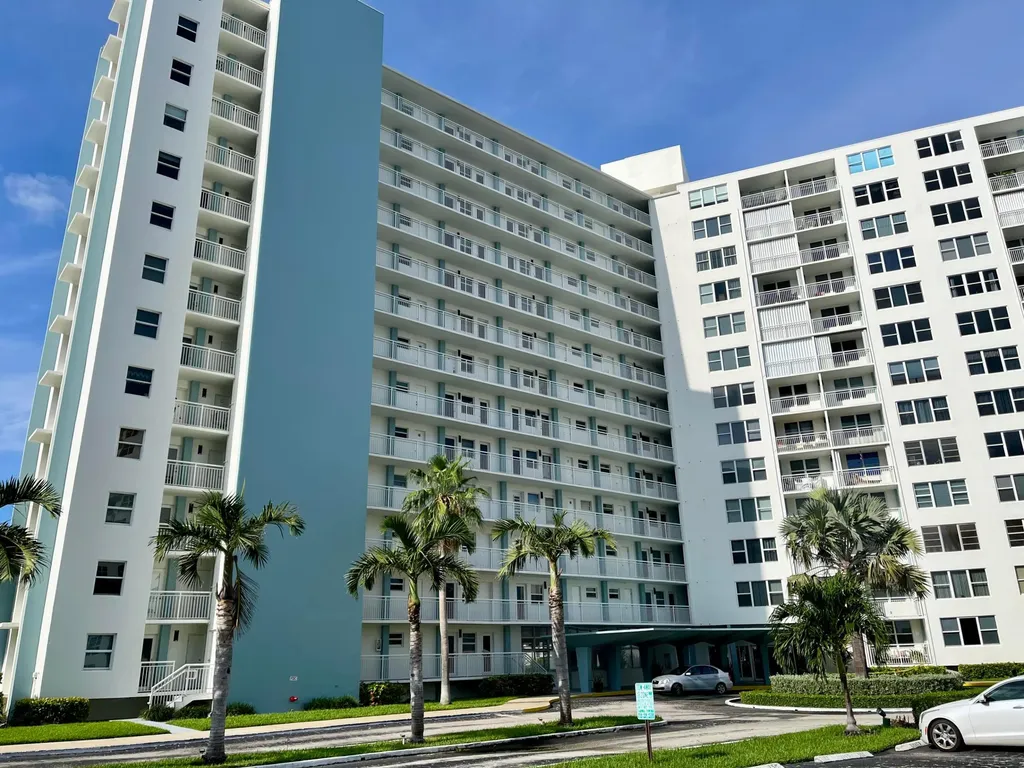 201 N Ocean Boulevard Pompano Beach FL 33062