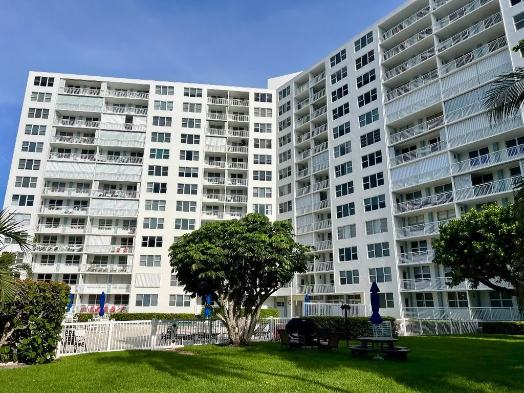 201 N Ocean Boulevard Pompano Beach FL 33062