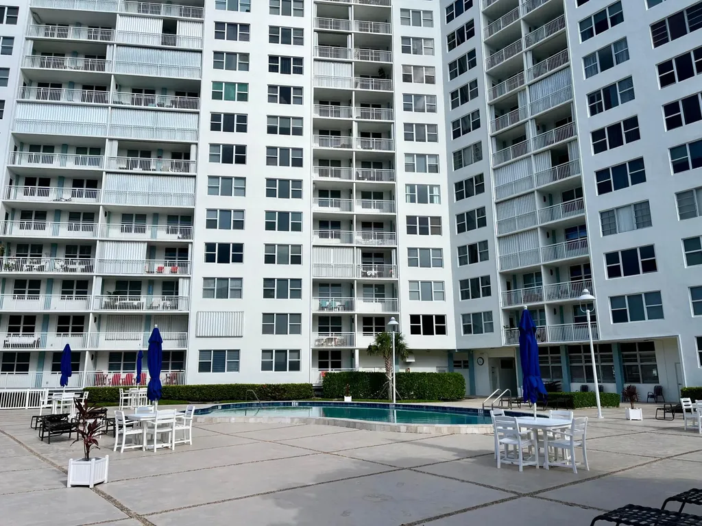 201 N Ocean Boulevard Pompano Beach FL 33062
