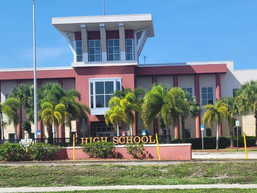 474 SW Kaabe Avenue Port St Lucie FL 34953