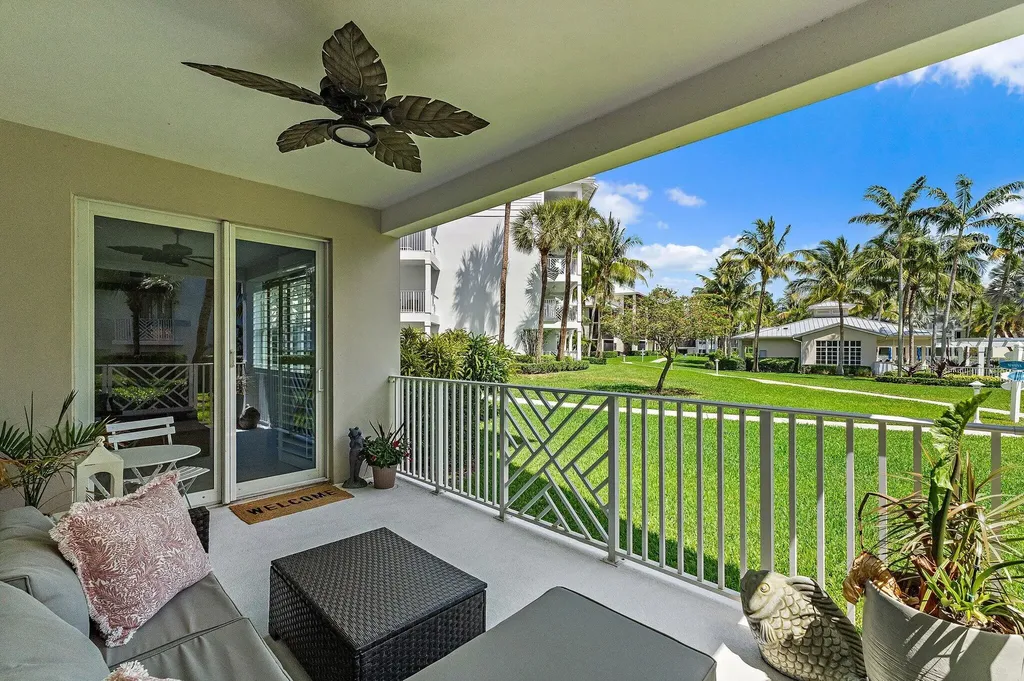 411 Bay Colony Drive N Juno Beach FL 33408