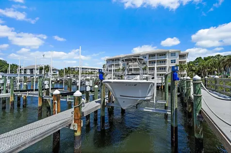 411 Bay Colony Drive N Juno Beach FL 33408
