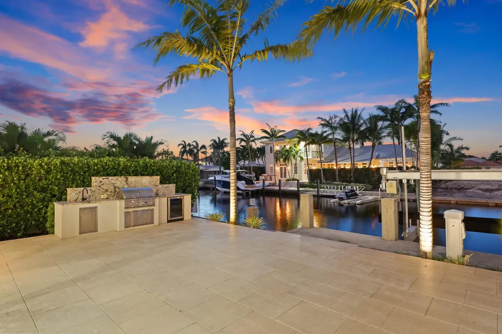 933 Allamanda Drive Delray Beach FL 33483