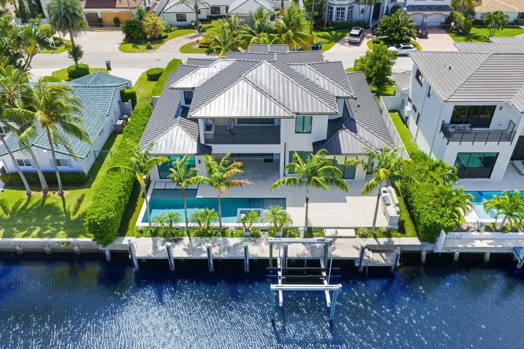 933 Allamanda Drive Delray Beach FL 33483