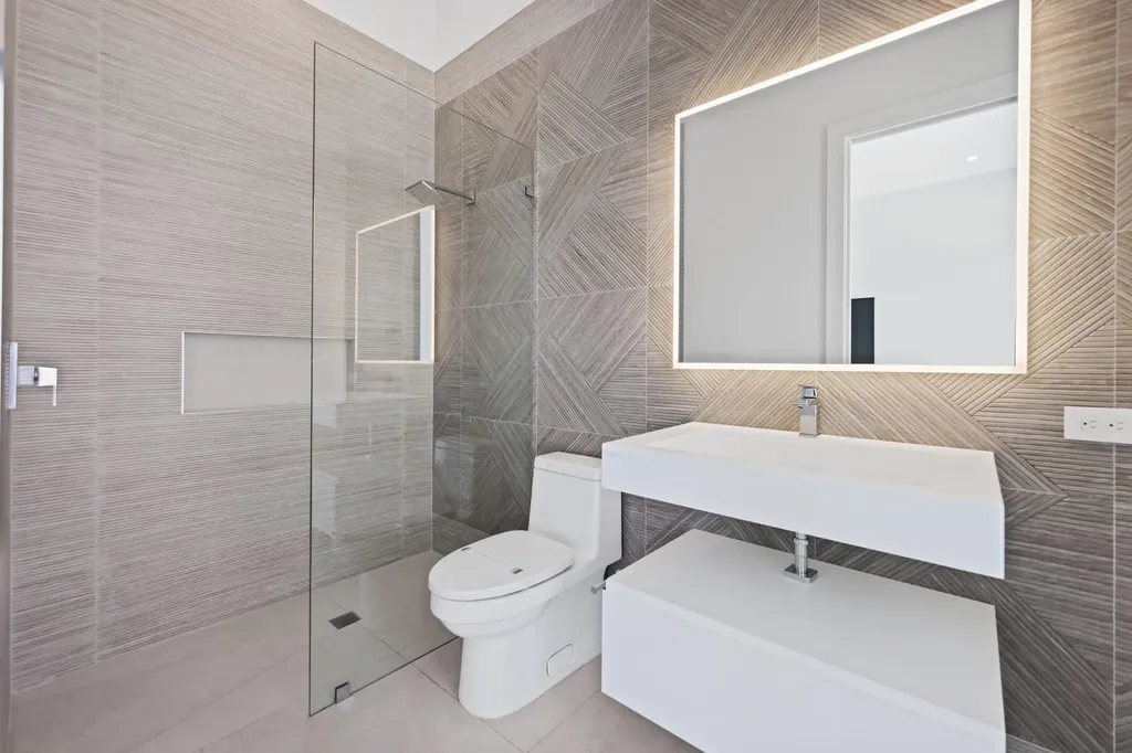 933 Allamanda Drive Delray Beach FL 33483