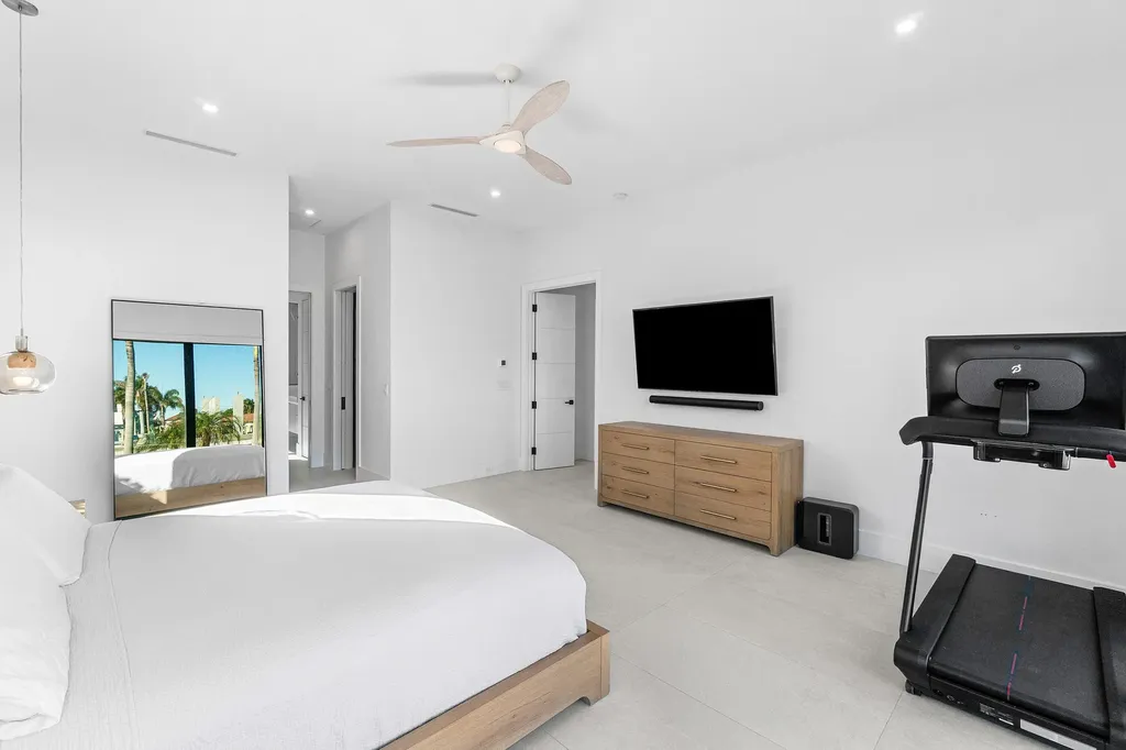 933 Allamanda Drive Delray Beach FL 33483