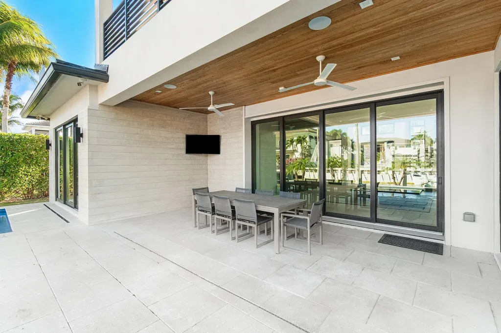 933 Allamanda Drive Delray Beach FL 33483