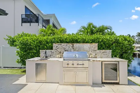 933 Allamanda Drive Delray Beach FL 33483