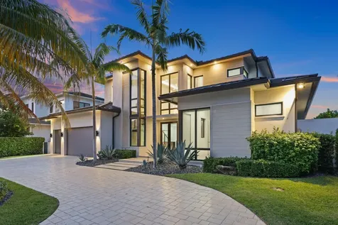 933 Allamanda Drive Delray Beach FL 33483