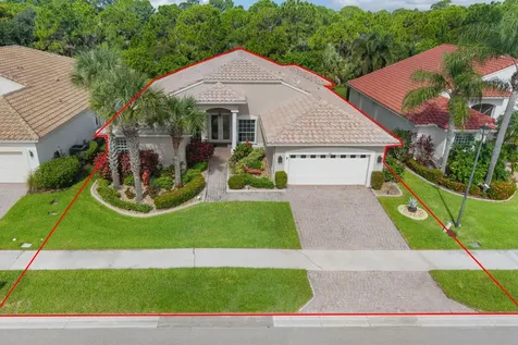469 NW Blue Lake Drive Port St Lucie FL 34986