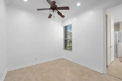 469 NW Blue Lake Drive Port St Lucie FL 34986