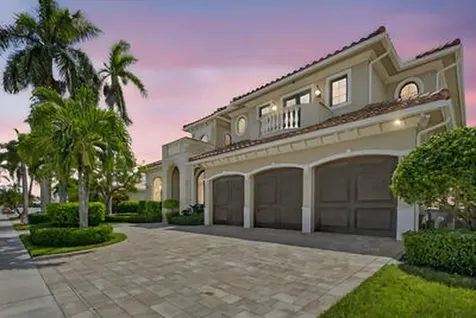 838 NE 70th Street Boca Raton FL 33487